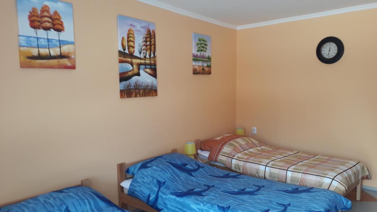 Andi Apartman Pacir Esterno foto