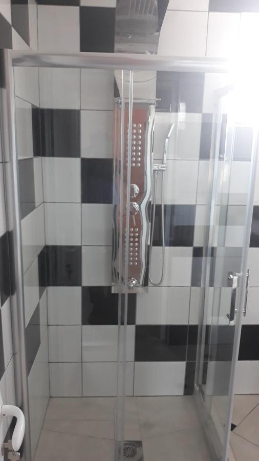 Andi Apartman Pacir Esterno foto